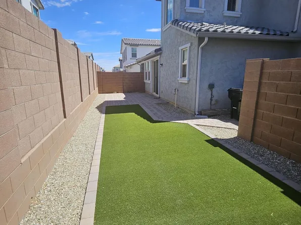 14224 W HACKAMORE Drive, Surprise, AZ 85387