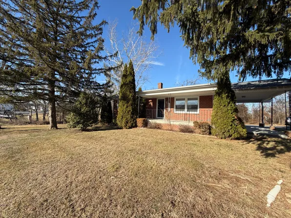 2828 Papermill Rd, Winchester, VA 22601