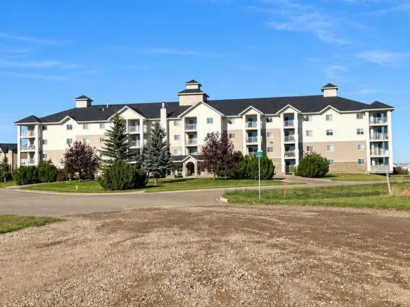 204 NE 17th St E #306, Brooks, AB T1R 1R1