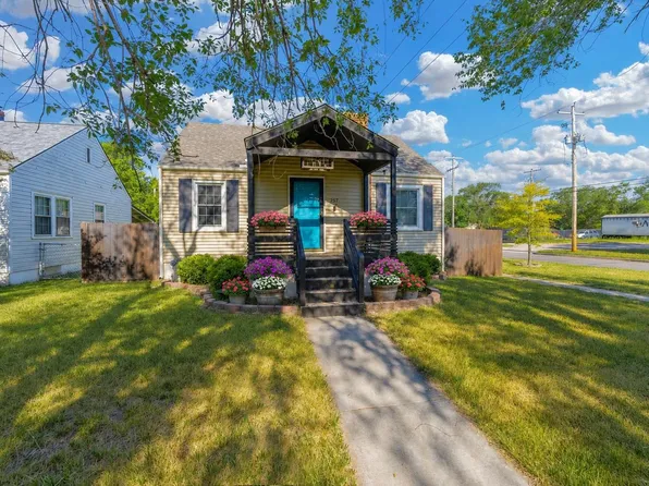 257 N Clarence St, Wichita, KS 67203
