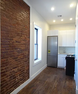 Rented by Lofts and Flats LLC | media 9