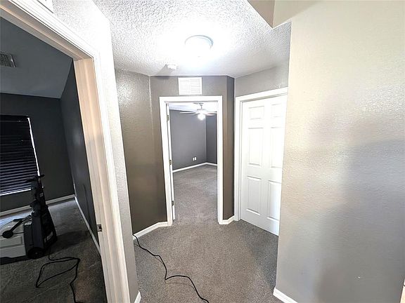 5th image of 14968 SW 25th Cir