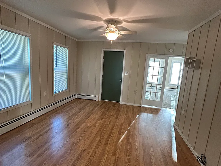 189 Bay St #1 — Photo 1