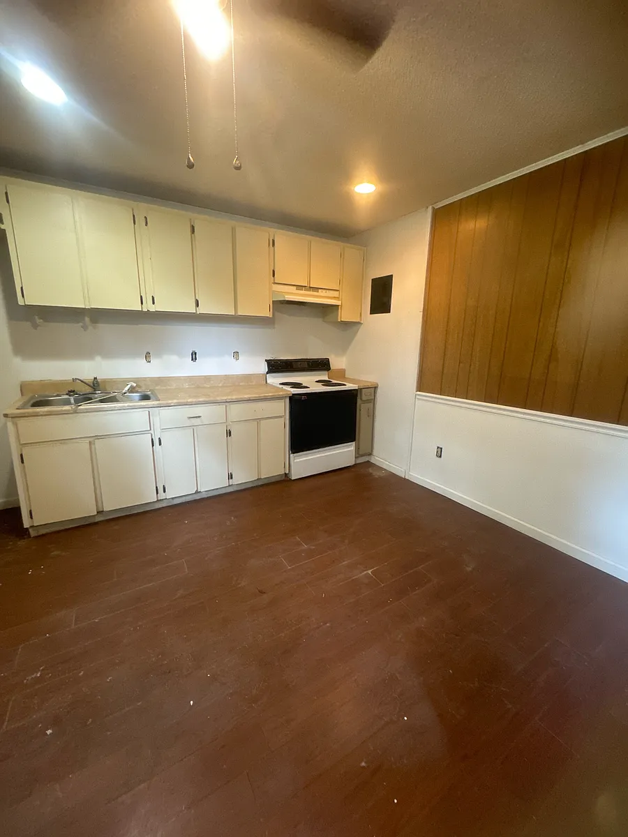 Building Photo - 253 Barger Ln #1