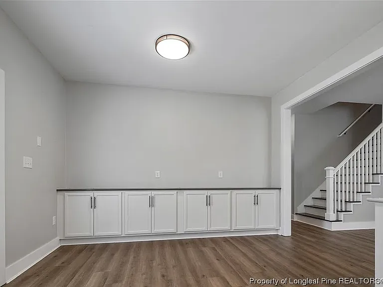 230 Marigold Ln — Photo 17