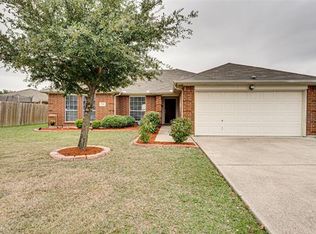 1709 Sabine Dr, Midlothian, TX 76065