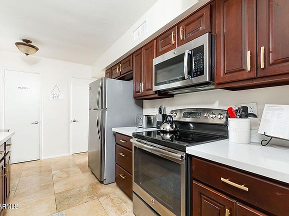 3rd image of 3242 E CAMELBACK Road #104