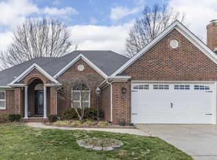 1045 Chetford Dr, Lexington, KY 40509