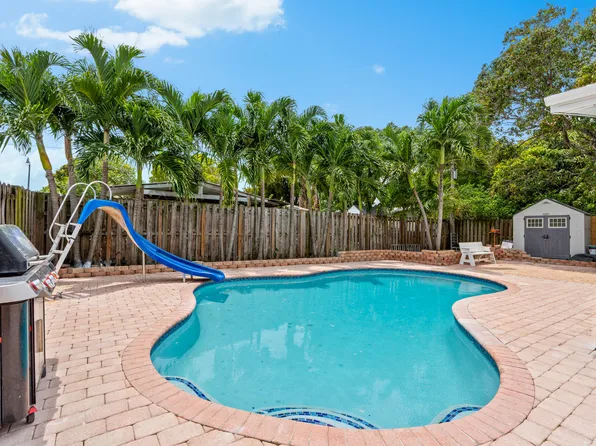 340 NE 26th Court, Pompano Beach, FL 33064