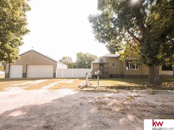 502 Pine St, Nelson, NE 68964