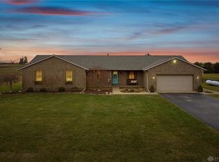 7684 Pinewood Dr, Lewisburg, OH 45338