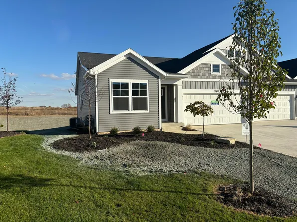 3802 Highbury Dr #11, Grandville, MI 49418