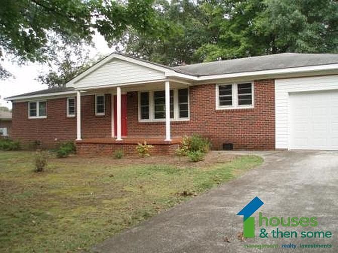 1st image of 105 Fairfax Dr