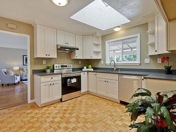 4th image of 1769 Karameos Ct
