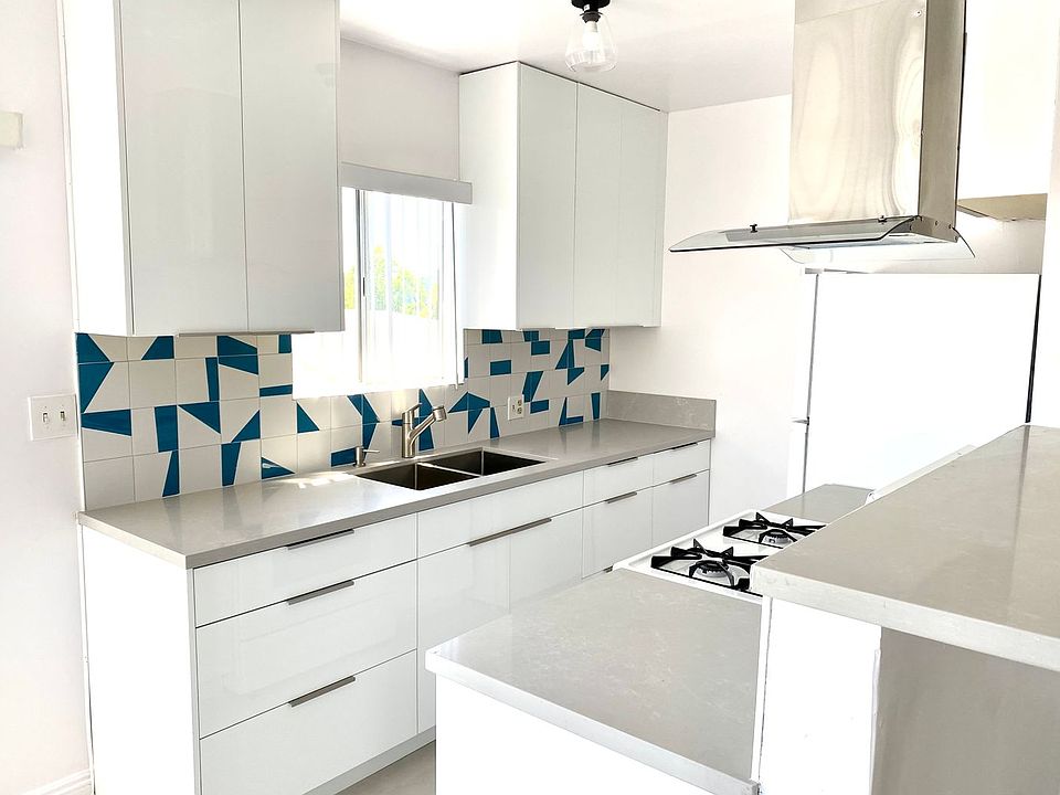 1st image of 1528 12th St #5