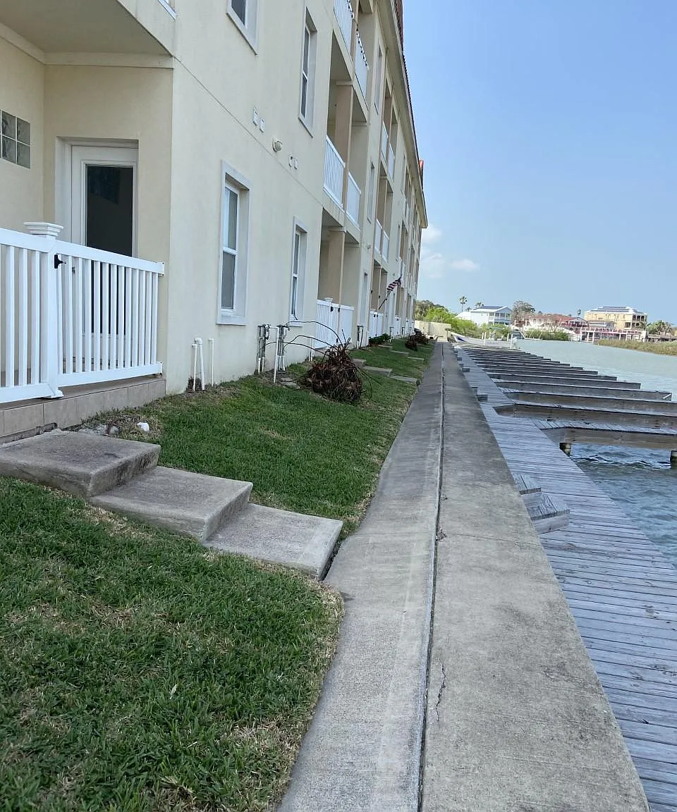 2 bed, 800 sqft, $1,500 — Photo 4