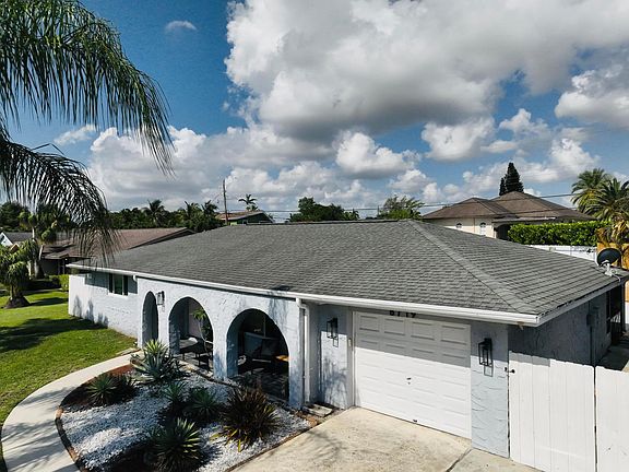 2nd image of 6719 Eastview Drive