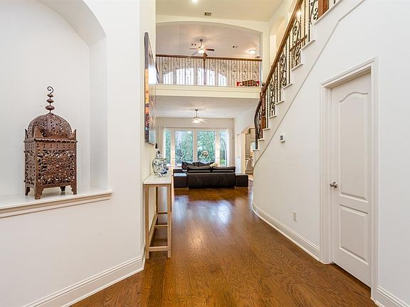 3rd image of 25502 Madison Falls Ln