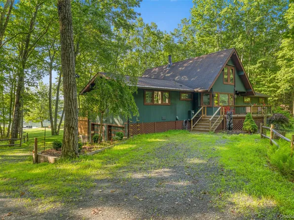253 York Lake Estates Road, Barryville, NY 12719