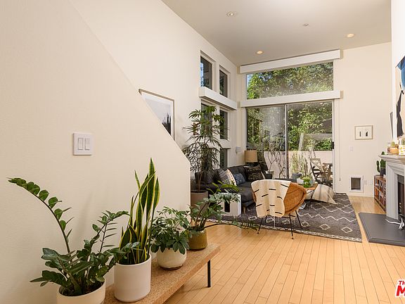 2nd image of 12917 Valleyheart Dr Unit 1
