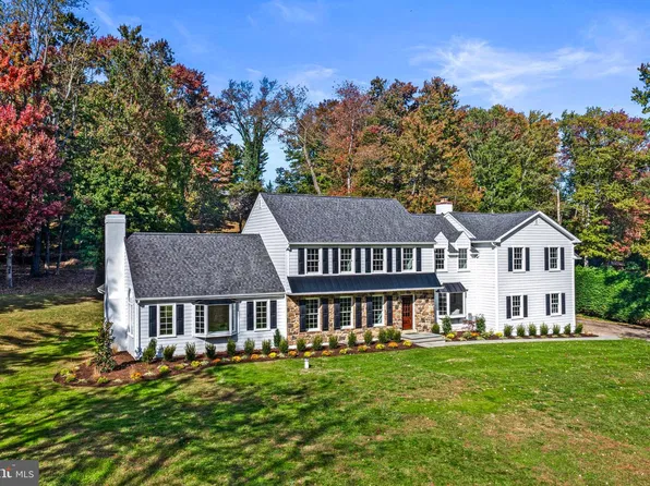 6032 Goshen Rd, Newtown Square, PA 19073