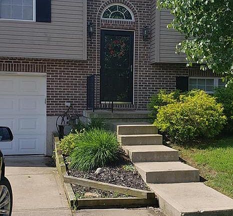 4th image of 639 Branch Ct