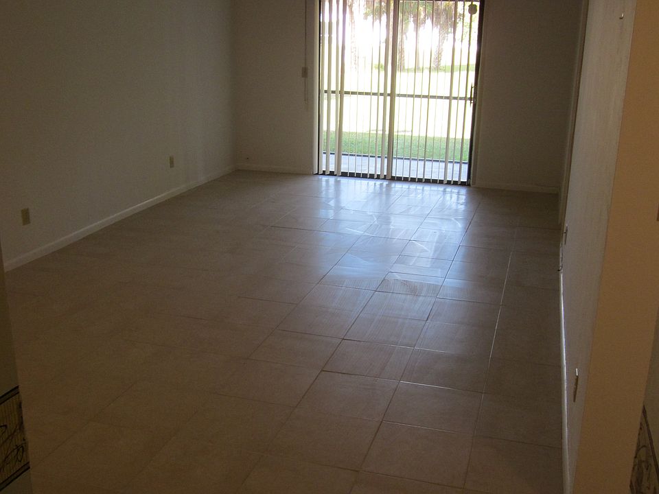 1st image of 610 Gerald Ave APT 315