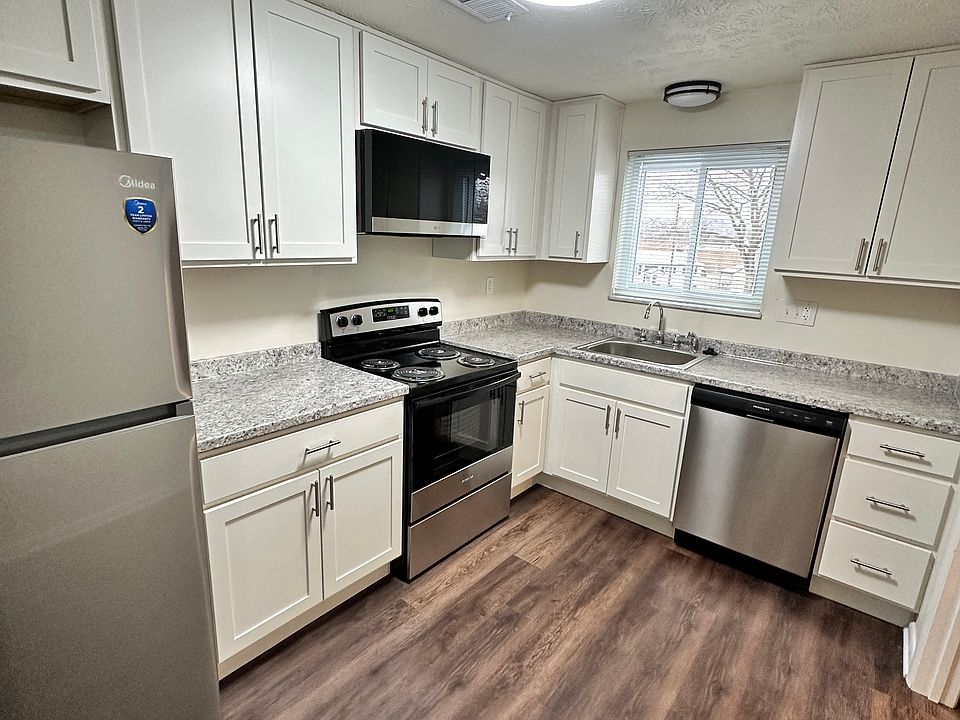 1st image of 200 Fairhaven Dr APT 9