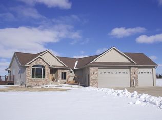 6784 Tartan Trail, Sun Prairie, WI 53590
