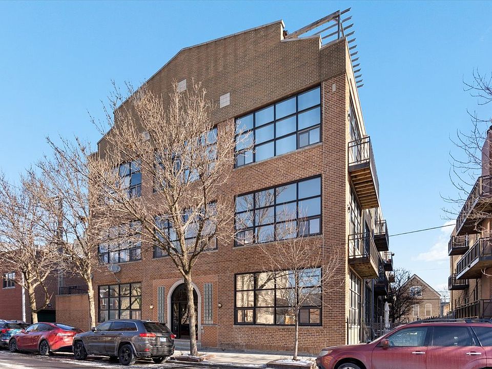 1st image of 1137 N Wood St APT 1F