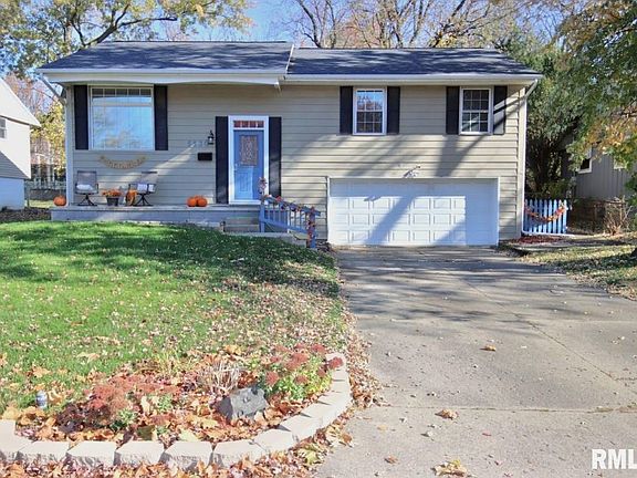 3rd image of 5930 N Keenland Ave