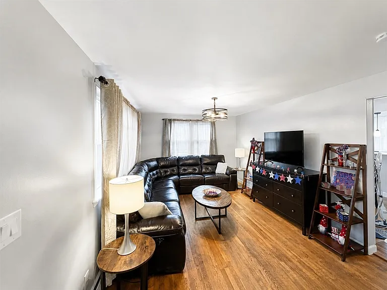 707 N Main St #707 — Photo 2