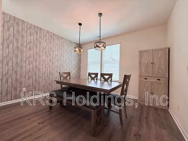 849 Parc Townes Dr — Photo 9
