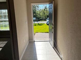 3086 Gillot Blvd, Port Charlotte, FL 33981
