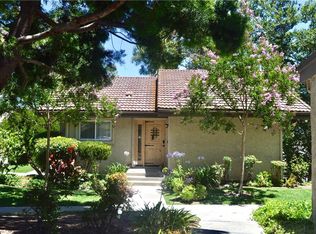 46 N Meadowlark Ln, Oak Park, CA 91377