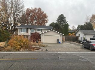 2307 W 36th Ave, Kennewick, WA 99337