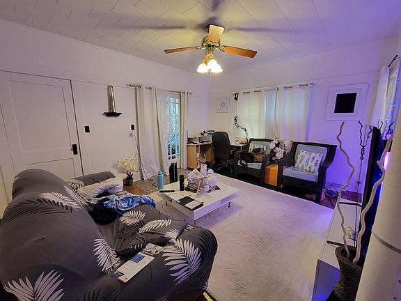 2nd image of 1104 W 22nd St APT A