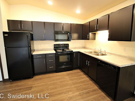 5th image of 1906 N Hume Ave APT 41