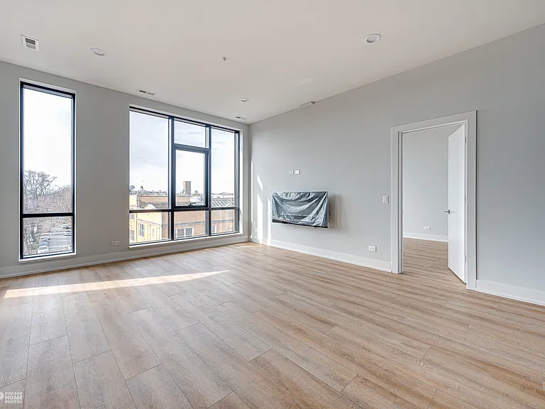 3114 N Ridgeway Ave #304 — Photo 17