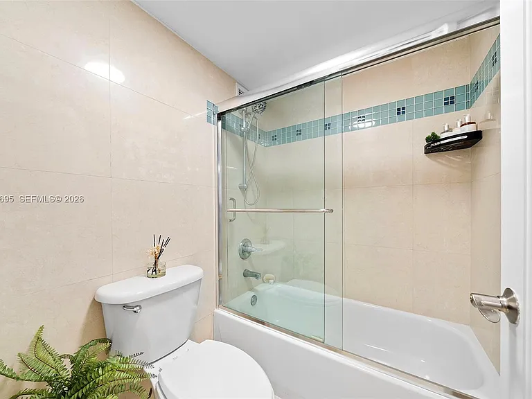 2301 Collins Ave #408 — Photo 41
