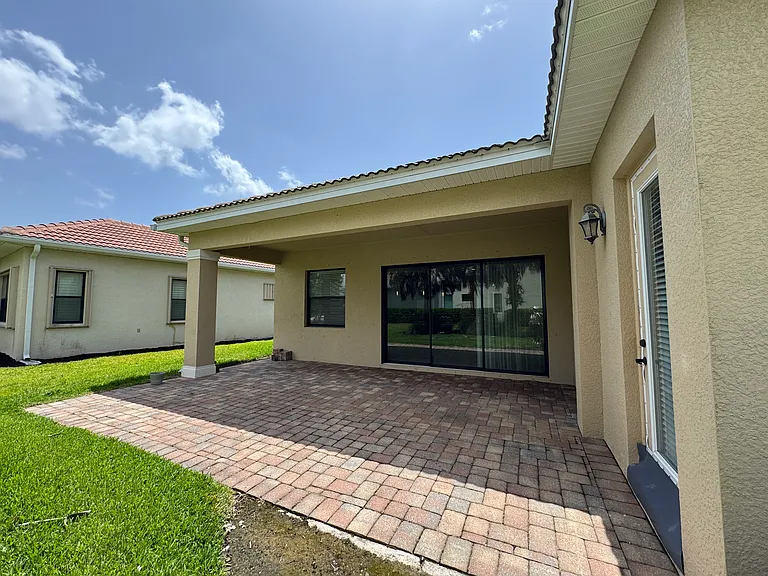 1520 Raffina Ct — Photo 25