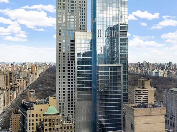 4th image of 230 W 56th St APT 53C