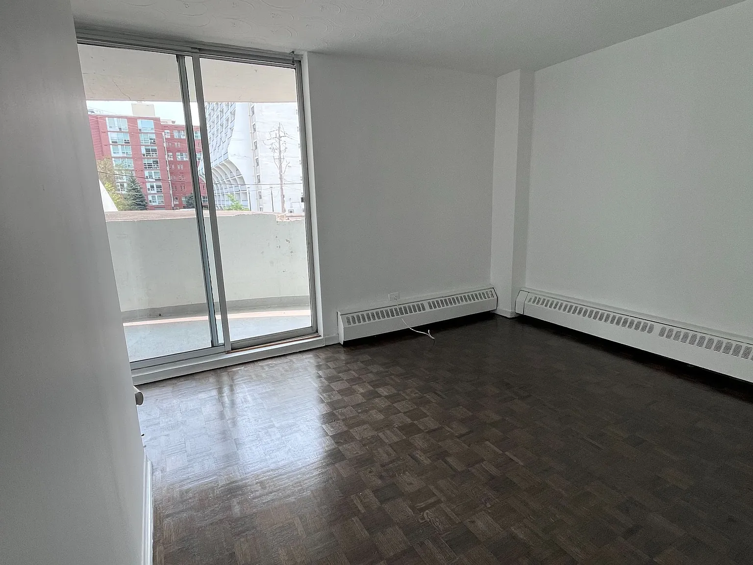 2 bed, $1,900 — Photo 4