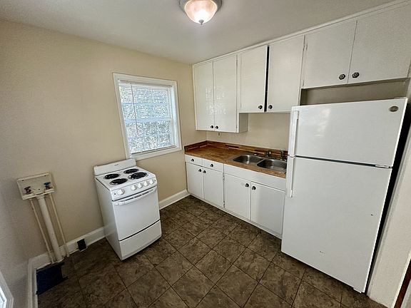 4th image of 111 South St #1