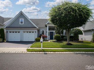28 Tamarack Rd, Monroe Township, NJ 08831