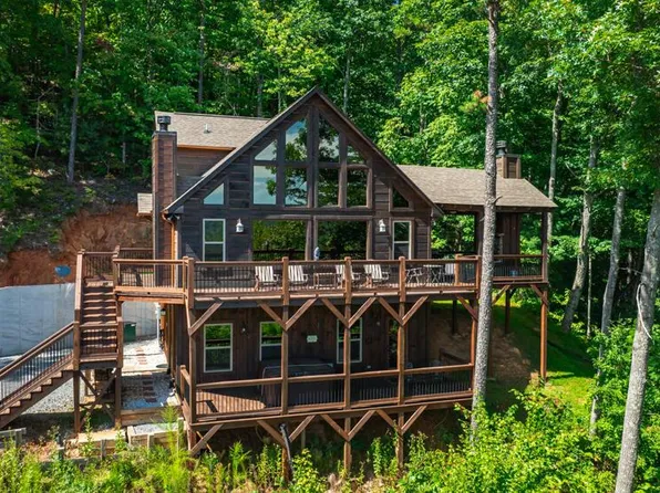 300 Cloudland Trce, Epworth, GA 30541