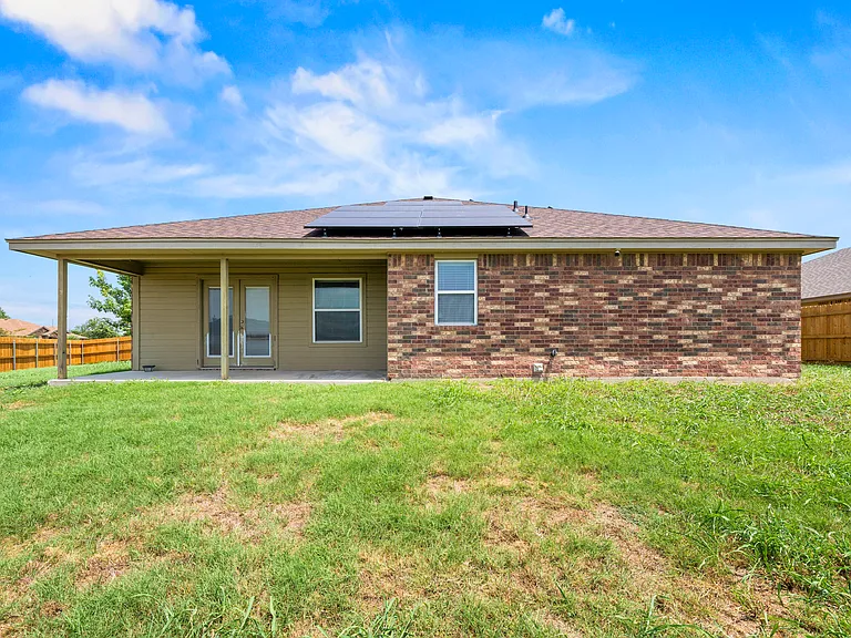 3006 Montague County Dr — Photo 28