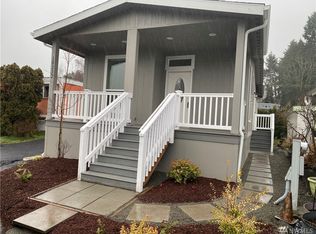 18232 36th Ave S #402, Seattle, WA 98188