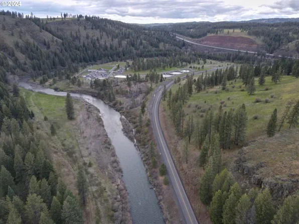 0 Grande Ronde River Rd, La Grande, OR 97850