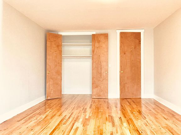 5th image of 3509 Kings College Pl #4BB